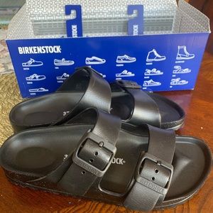 BIRKENSTOCK Arizona Essentials Slide Sandal